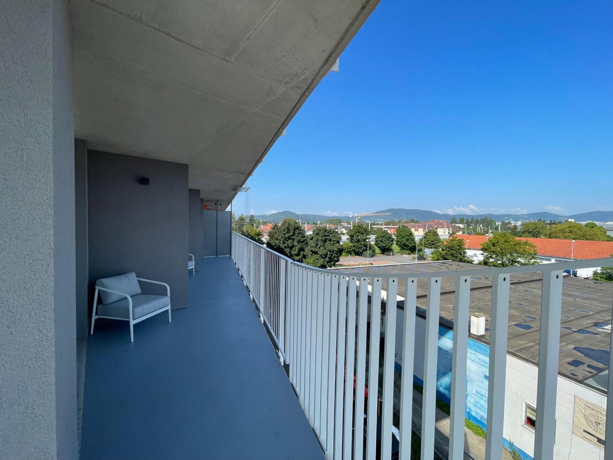 Luxusapartment Mit 40 Qm Terrasse, E-Parkplatz Und Parkplatz Graz Exterior foto