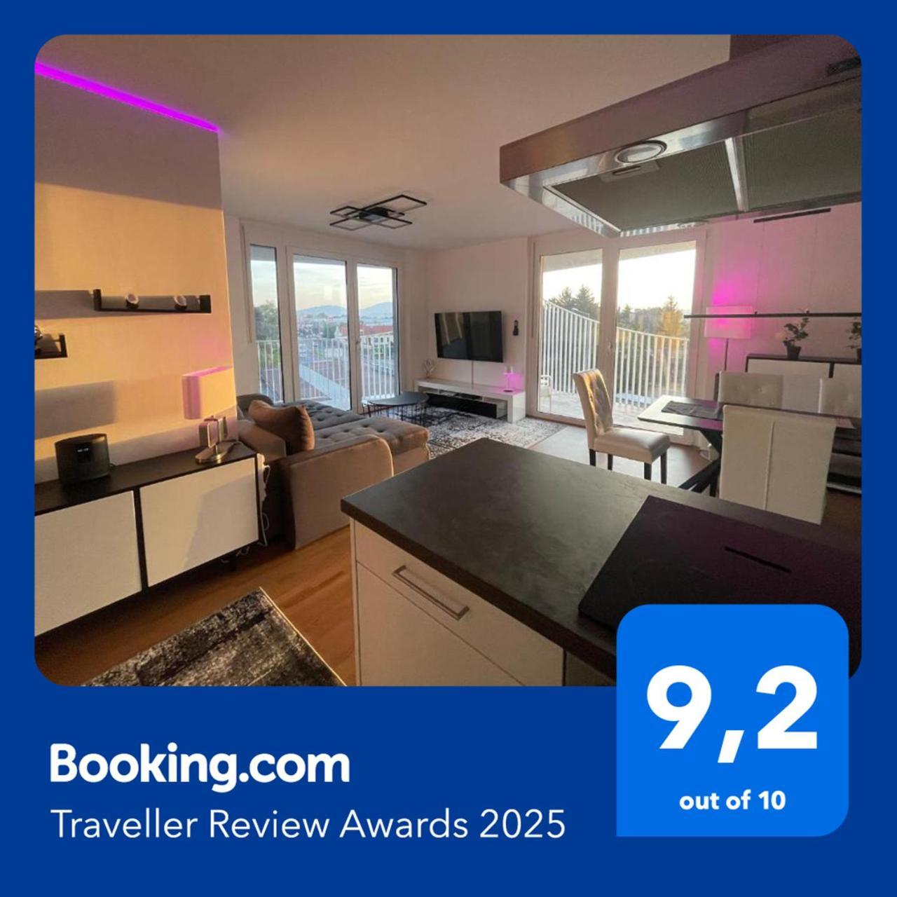 Luxusapartment Mit 40 Qm Terrasse, E-Parkplatz Und Parkplatz Graz Exterior foto